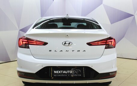Hyundai Elantra VI рестайлинг, 2020 год, 1 867 000 рублей, 4 фотография