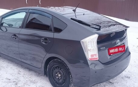 Toyota Prius, 2010 год, 1 590 000 рублей, 3 фотография