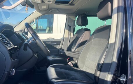 Volkswagen Multivan T6 рестайлинг, 2019 год, 5 600 000 рублей, 5 фотография