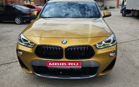 BMW X2, 2017 год, 2 800 000 рублей, 2 фотография