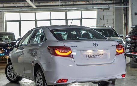 Toyota Vios III, 2023 год, 2 350 000 рублей, 2 фотография