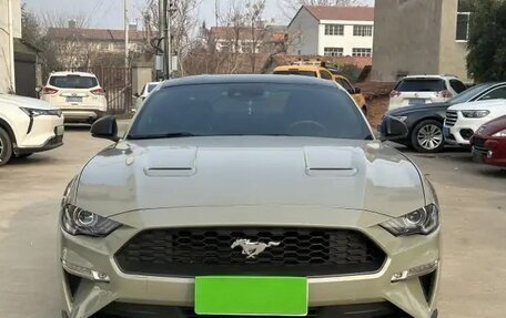 Ford Mustang VI рестайлинг, 2020 год, 2 650 000 рублей, 2 фотография