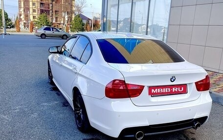 BMW 3 серия, 2011 год, 1 560 000 рублей, 3 фотография