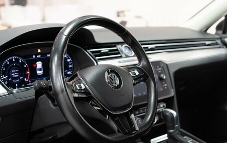 Volkswagen Passat B8 рестайлинг, 2018 год, 2 850 000 рублей, 5 фотография