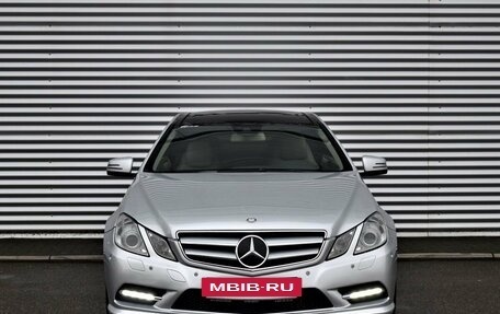 Mercedes-Benz E-Класс, 2013 год, 1 630 000 рублей, 2 фотография