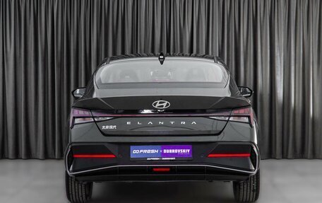 Hyundai Elantra, 2023 год, 2 800 000 рублей, 4 фотография
