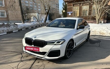 BMW 5 серия, 2021 год, 6 900 000 рублей, 3 фотография