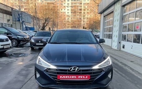 Hyundai Elantra VI рестайлинг, 2020 год, 1 949 000 рублей, 2 фотография