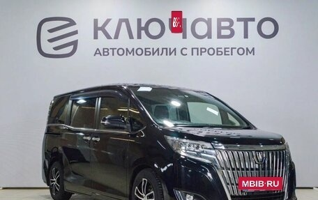 Toyota Esquire I, 2019 год, 2 670 000 рублей, 3 фотография
