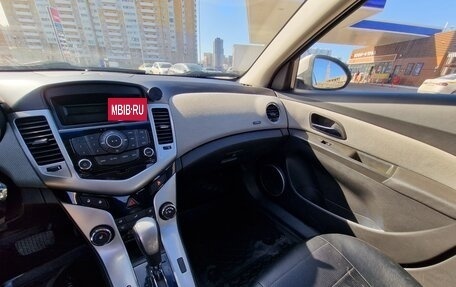 Chevrolet Cruze II, 2011 год, 575 000 рублей, 4 фотография