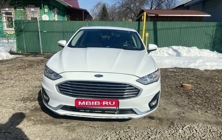 Ford Fusion (North America) II, 2019 год, 1 930 000 рублей, 2 фотография