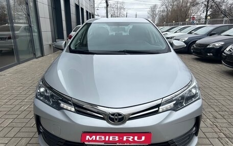 Toyota Corolla, 2017 год, 1 799 000 рублей, 2 фотография