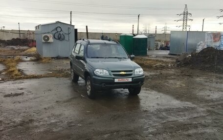 Chevrolet Niva I рестайлинг, 2013 год, 569 000 рублей, 2 фотография