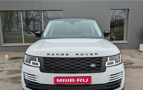 Land Rover Range Rover IV рестайлинг, 2018 год, 9 630 000 рублей, 2 фотография