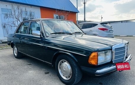 Mercedes-Benz W123, 1985 год, 690 000 рублей, 2 фотография