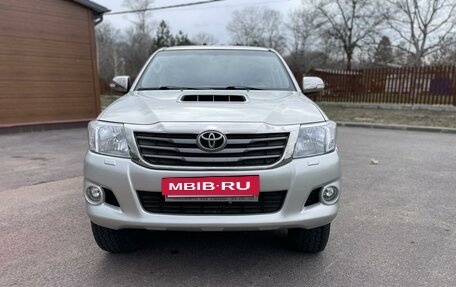 Toyota Hilux VII, 2012 год, 2 280 000 рублей, 4 фотография