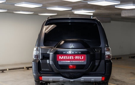 Mitsubishi Pajero IV, 2015 год, 2 700 000 рублей, 4 фотография