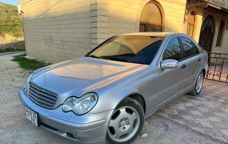 Mercedes-Benz C-Класс, 2003 год, 1 040 000 рублей, 3 фотография