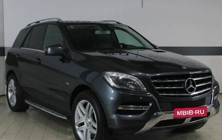 Mercedes-Benz M-Класс, 2012 год, 2 199 999 рублей, 3 фотография