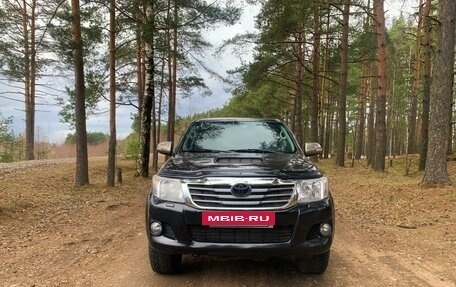 Toyota Hilux VII, 2012 год, 2 100 000 рублей, 2 фотография