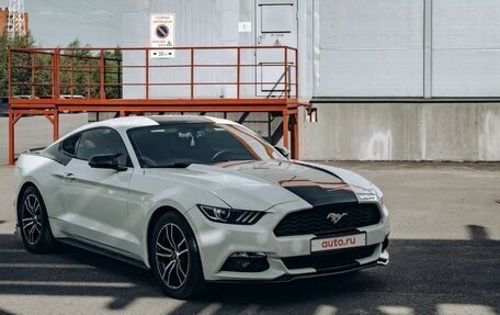 Ford Mustang VI рестайлинг, 2016 год, 2 390 000 рублей, 2 фотография
