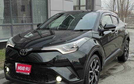 Toyota C-HR I рестайлинг, 2018 год, 2 150 000 рублей, 4 фотография