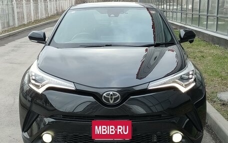 Toyota C-HR I рестайлинг, 2018 год, 2 150 000 рублей, 3 фотография
