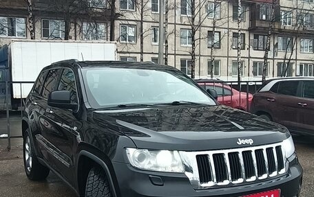 Jeep Grand Cherokee, 2011 год, 1 900 000 рублей, 2 фотография