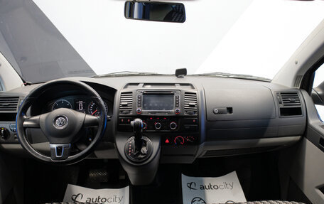 Volkswagen Transporter T5 рестайлинг, 2012 год, 2 413 000 рублей, 3 фотография