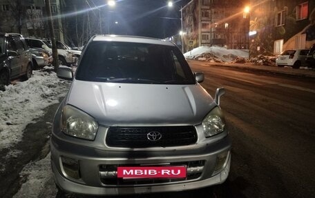 Toyota RAV4, 2000 год, 800 000 рублей, 2 фотография