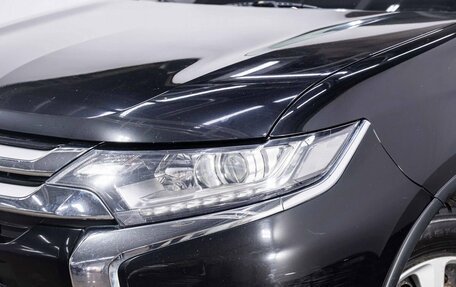 Mitsubishi Outlander III рестайлинг 3, 2018 год, 1 760 000 рублей, 7 фотография