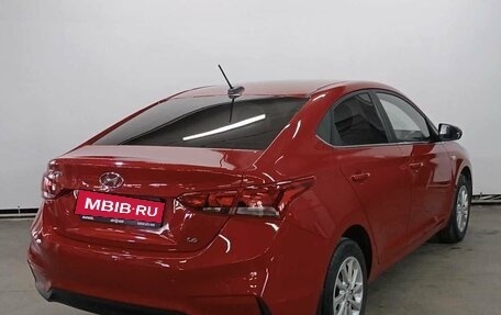 Hyundai Solaris II рестайлинг, 2017 год, 1 399 000 рублей, 5 фотография