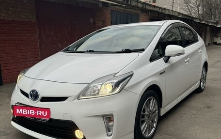 Toyota Prius, 2012 год, 1 399 000 рублей, 3 фотография