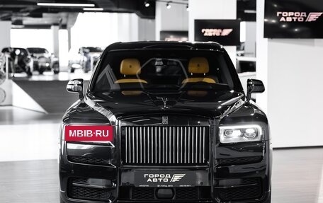 Rolls-Royce Cullinan, 2021 год, 70 000 000 рублей, 2 фотография