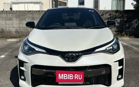 Toyota C-HR I рестайлинг, 2021 год, 1 440 013 рублей, 3 фотография