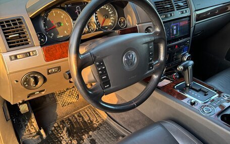 Volkswagen Touareg III, 2010 год, 1 490 000 рублей, 6 фотография
