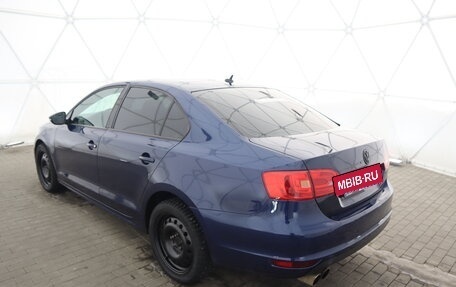 Volkswagen Jetta VI, 2011 год, 911 000 рублей, 5 фотография