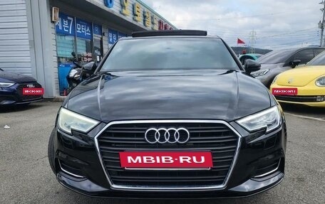 Audi A3, 2019 год, 2 430 000 рублей, 2 фотография
