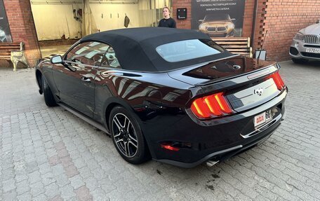 Ford Mustang VI рестайлинг, 2021 год, 3 700 000 рублей, 3 фотография