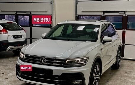 Volkswagen Tiguan II, 2019 год, 4 050 000 рублей, 2 фотография