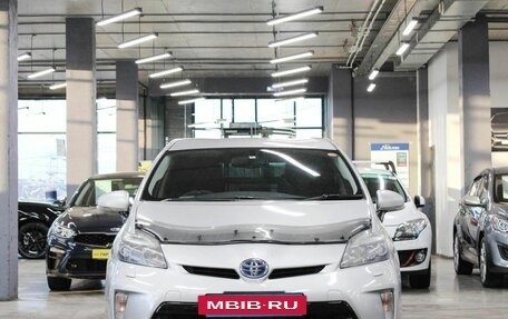 Toyota Prius, 2012 год, 1 539 000 рублей, 2 фотография