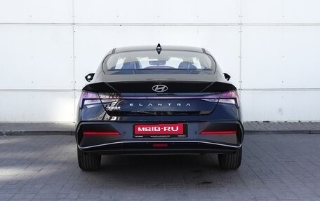 Hyundai Elantra, 2023 год, 2 730 000 рублей, 4 фотография