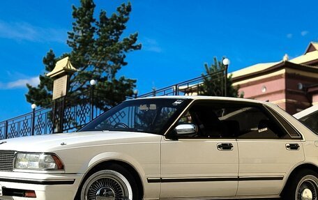 Nissan Gloria VIII, 1990 год, 549 000 рублей, 3 фотография