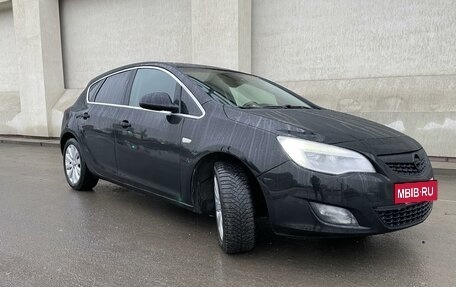 Opel Astra J, 2010 год, 580 000 рублей, 2 фотография
