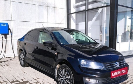 Volkswagen Polo VI (EU Market), 2015 год, 1 240 000 рублей, 2 фотография