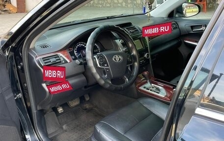Toyota Camry, 2013 год, 1 800 000 рублей, 3 фотография