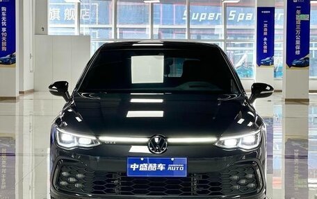 Volkswagen Golf R, 2021 год, 3 650 000 рублей, 2 фотография