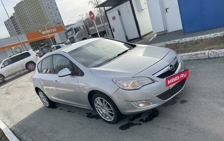Opel Astra J, 2010 год, 550 000 рублей, 4 фотография