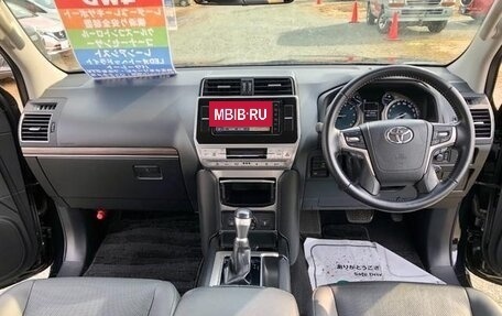 Toyota Land Cruiser Prado 150 рестайлинг 2, 2020 год, 4 050 000 рублей, 5 фотография