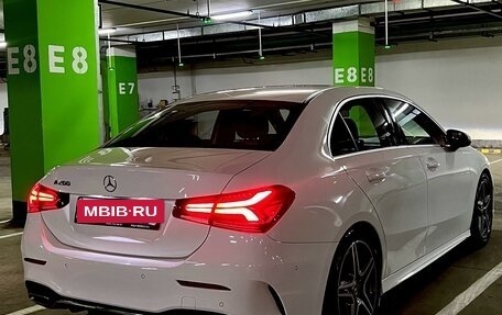 Mercedes-Benz A-Класс, 2018 год, 2 800 000 рублей, 3 фотография